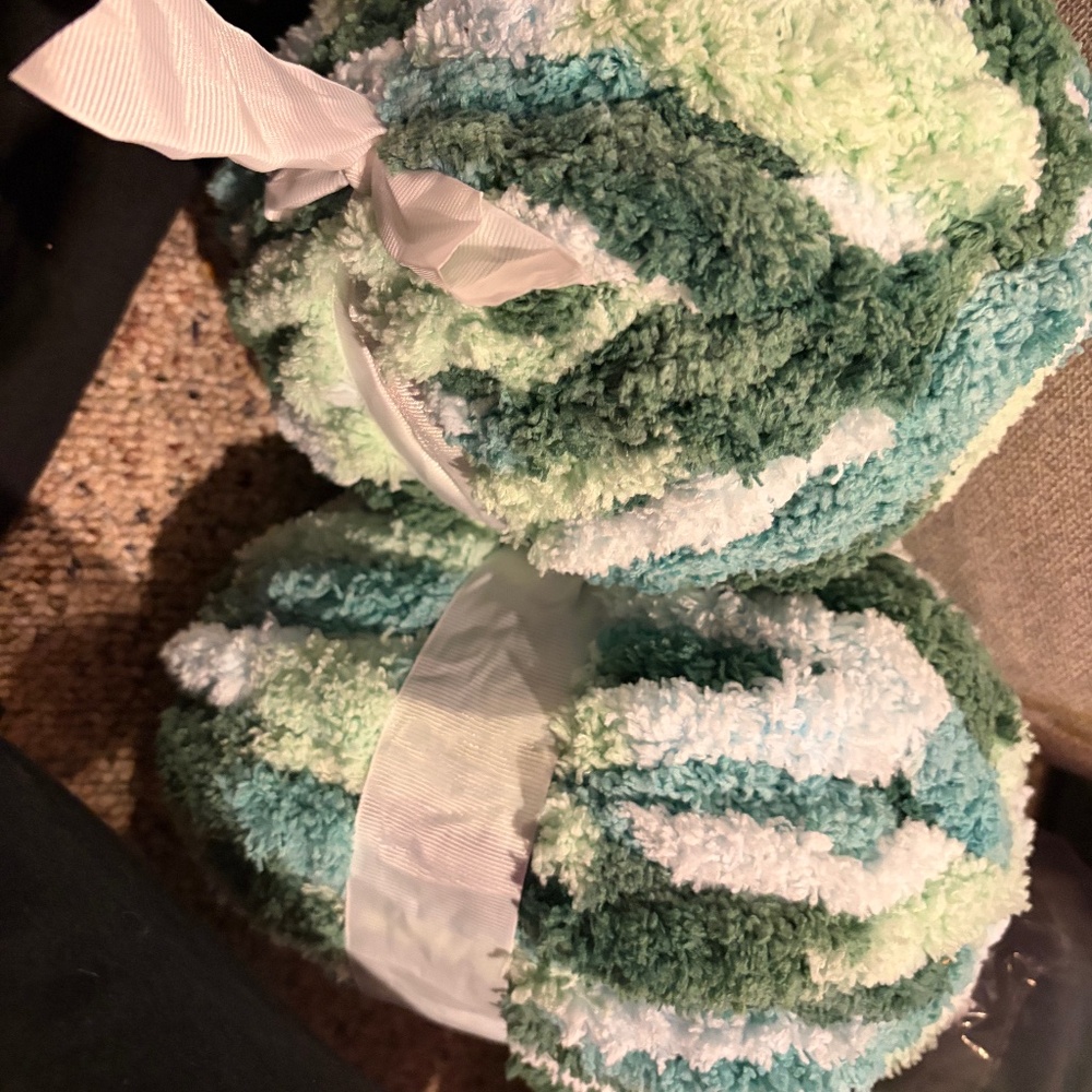 Yarn 🧶 four total